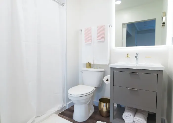The Standard Downtown 3* Columbus
