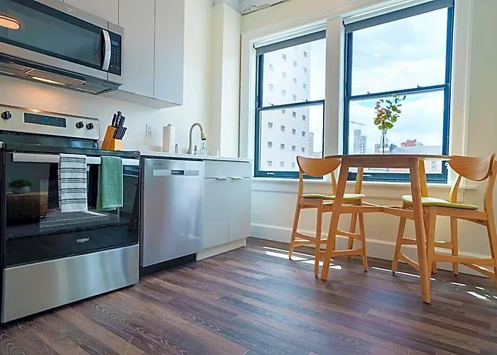 The Standard Downtown 3* Columbus